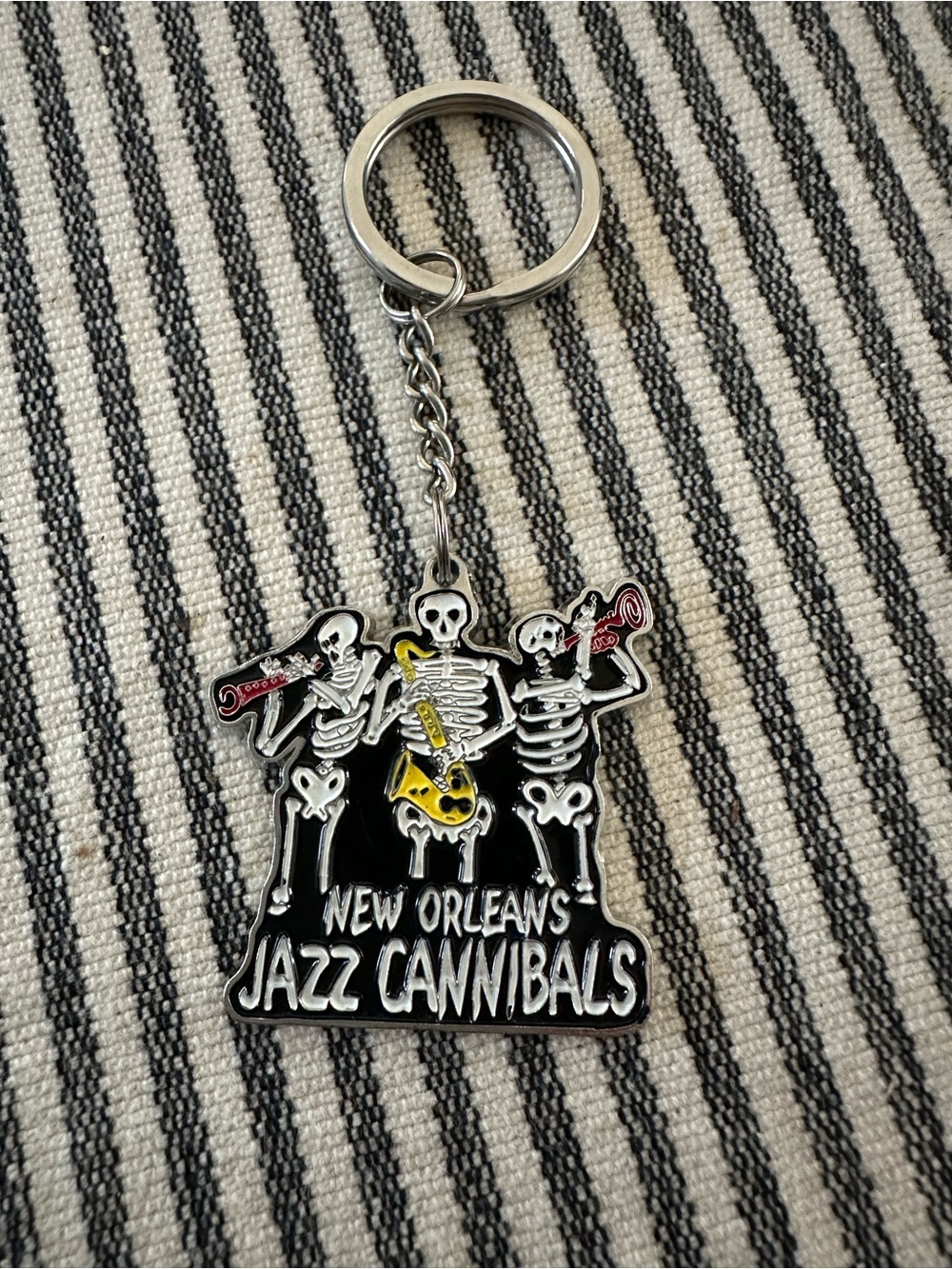 New Orleans Jazz Cannibals Skull Band Keychain - Black & Silver